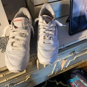 Women’s black leather jacket size small